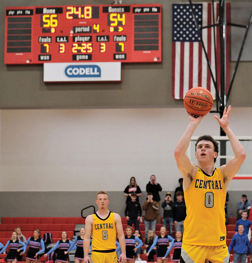 1-6 jc Ryleh McKenzie tries to tie things up with free throws with 24 seconds remaining.jpg